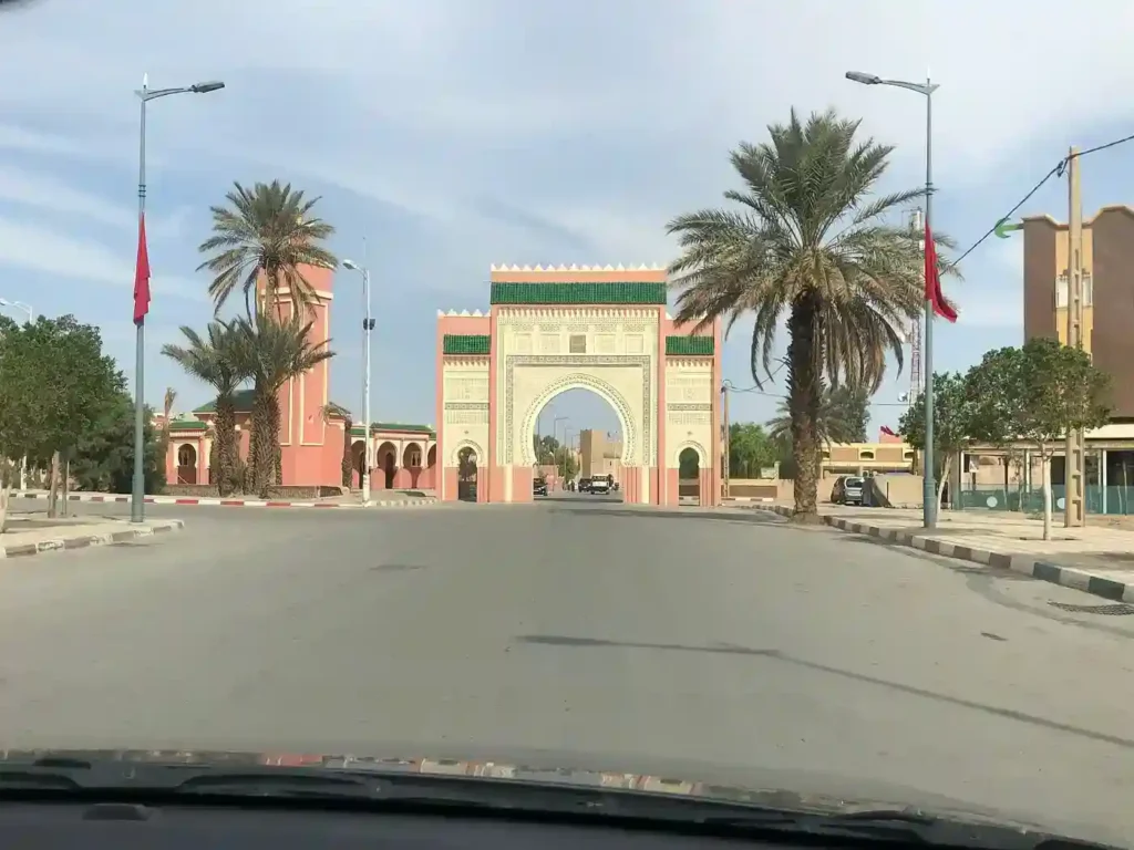 Viaje privado de 4 días desde Fez a Marrakech via merzouga desierto